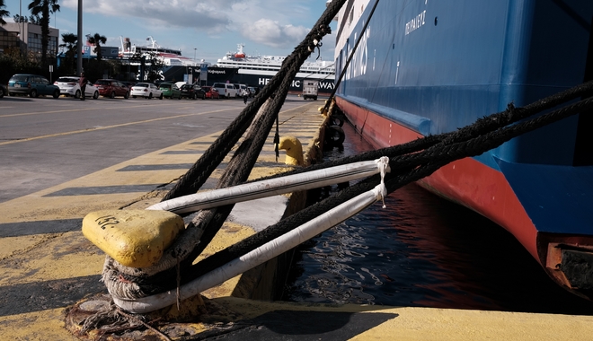 Πρωτομαγιά: 24ωρη πανελλαδική απεργία της ΠΝΟ – Δένουν κάβους τα πλοία