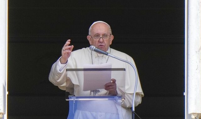Πάπας Φραγκίσκος: “Ακούγονται περισσότερο τα όπλα από τις καμπάνες της Ανάστασης”