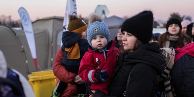 Ξεπέρασαν τους 16.000 οι Ουκρανοί πρόσφυγες που έφτασαν στην Ελλάδα