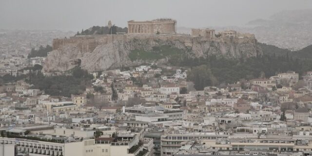 Καιρός: “Πνιγμένη” στη σκόνη η Αθήνα – Πότε θα καθαρίσει η ατμόσφαιρα