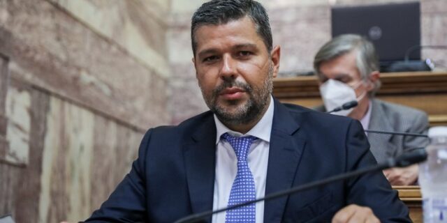 Το Μαξίμου καλύπτει απόλυτα τον Στάσση της ΔΕΗ για τη βίλα