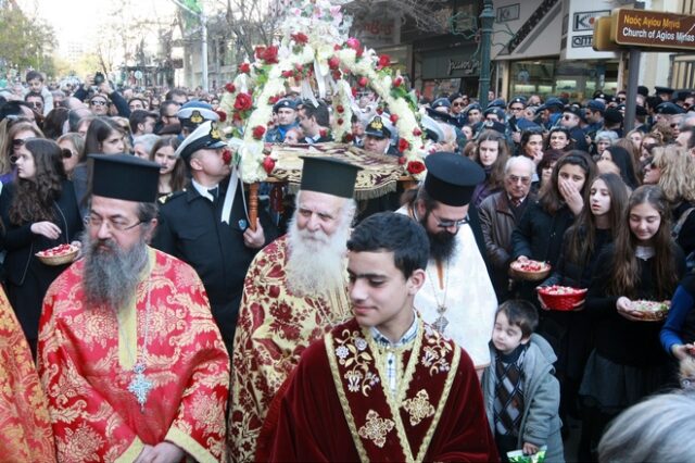 Πάσχα 2022 – Θεσσαλονίκη: Ποιοι δρόμοι κλείνουν λόγω περιφοράς Επιταφίων