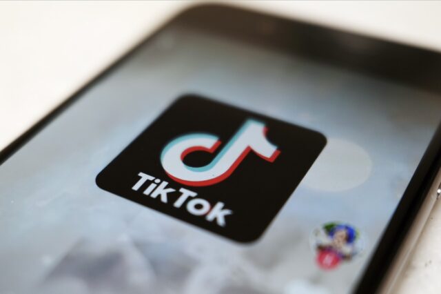 Το TikTok προχωρά σε απολύσεις