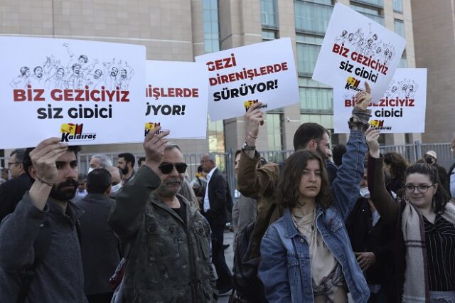 Τουρκία: Συγκεντρώσεις διαμαρτυρίας κατά της καταδίκης του Οσμάν Καβαλά