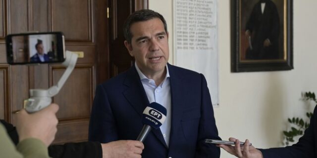 Τσίπρας: Άμεσα μείωση του ΦΠΑ στα τρόφιμα και προϊόντα μαζικής κατανάλωσης