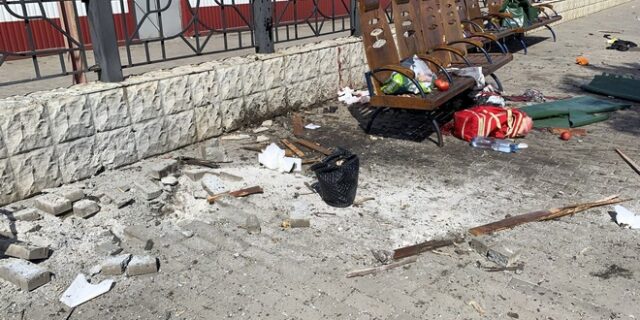 Πόλεμος στην Ουκρανία: Η Ρωσία αρνείται την ευθύνη για το πυραυλικό χτύπημα στο Κραματόρσκ