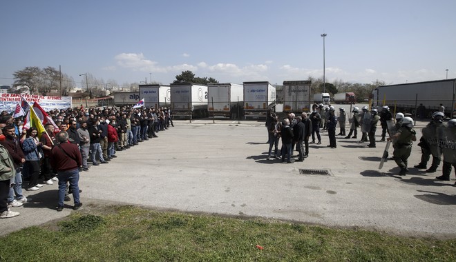 Θεσσαλονίκη: Στον εισαγγελέα οι οκτώ συλληφθέντες των επεισοδίων στο λιμάνι