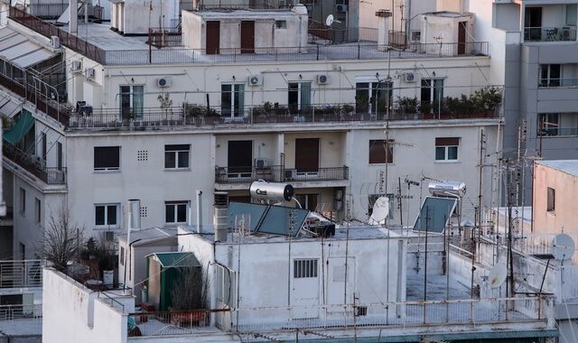Γιατί αυξάνονται οι τιμές των ακινήτων στην Ελλάδα εν μέσω πανδημίας και πολέμου