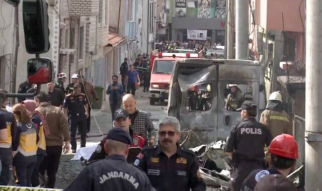 Τουρκία: Συνετρίβη μονοκινητήριο αεροσκάφος σε συνοικία – Δύο νεκροί