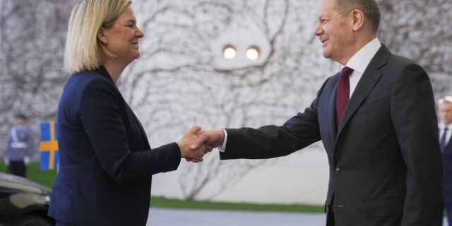 Σουηδία: Σχεδόν 6 στους 10 πολίτες είναι υπέρ της ένταξης στο ΝΑΤΟ