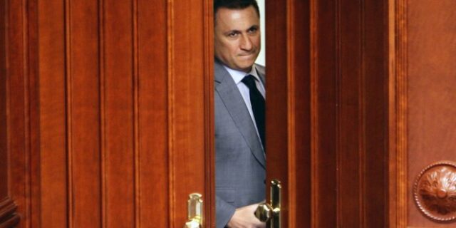 Βόρεια Μακεδονία: Πιο δημοφιλής πολιτικός ο φυγόποινος Γκρούεφσκι