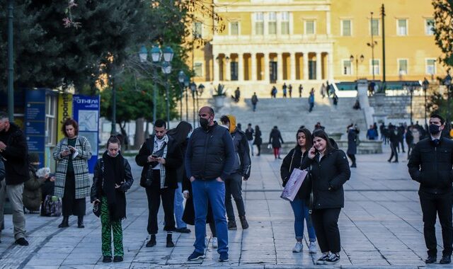 Κορονοϊός – Διασπορά: Παραμένουν ψηλά Αττική και Θεσσαλονίκη