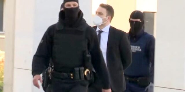 Κυνικός ο Μπάμπης Αναγνωστόπουλος: “Ποτέ δεν είχα σκοπό να βλάψω τη σύζυγό μου”