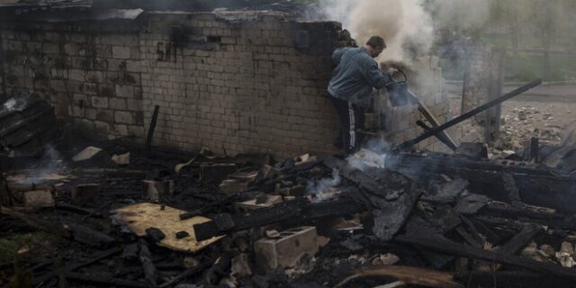 Ζελένσκι: Η Μόσχα “θέλει να εισβάλει σε άλλες χώρες”
