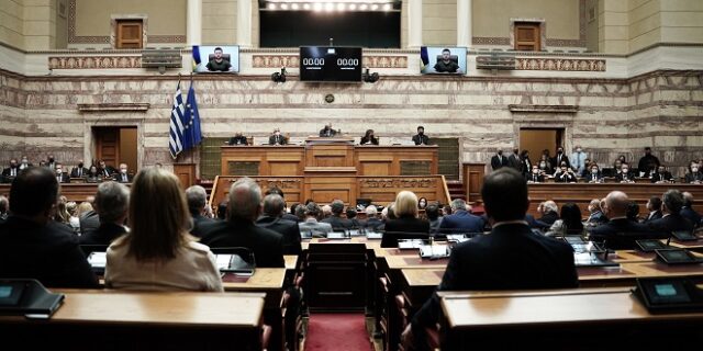 Οικονόμου: “Λανθασμένη και άστοχη η συμπερίληψη στην ομιλία του μηνύματος μέλους του τάγματος Αζόφ”