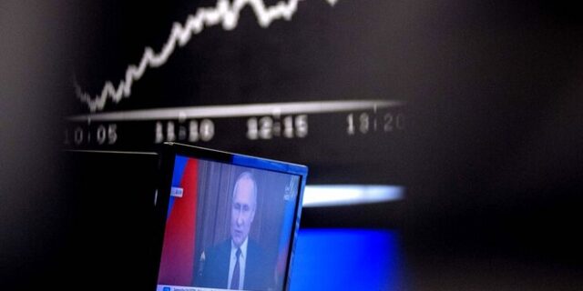Ελιγμοί Ρωσίας για να αποφύγει τη χρεοκοπία: Πλήρωσε ομόλογα σε δολάρια την τελευταία στιγμή