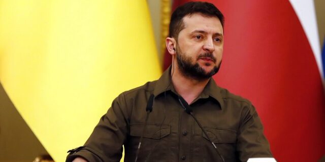 Ζελένσκι: “Η άρνηση του Μακρόν να καταγγείλει μια γενοκτονία μας πληγώνει”