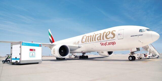 Η Emirates μετέφερε 1 δισεκατομμύριο δόσεις εμβολίων κατά της Covid-19