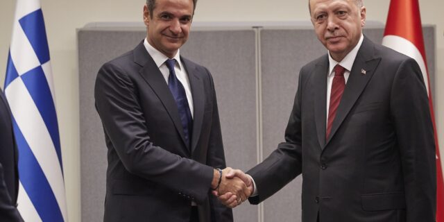 Ο Μητσοτάκης στο Λευκό Οίκο, ο Ερντογάν σε διπλό ταμπλό με το ΝΑΤΟ