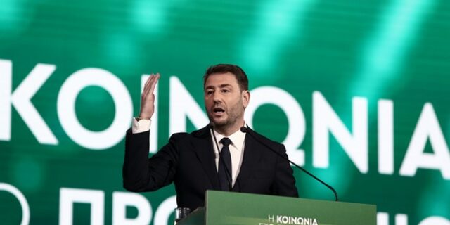 Ανδρουλάκης: “Στόχος η αναγέννηση της χώρας με την κοινωνία στο προσκήνιο”