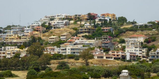 Οι 2 περιοχές-έκπληξη με τις μεγαλύτερες αυξήσεις στις τιμές εξοχικών κατοικιών