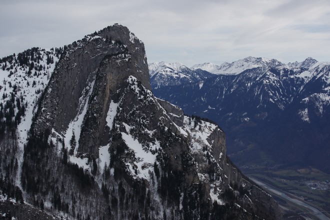 Ελβετία: Δύο ορειβάτες νεκροί και εννέα τραυματίες από πτώση παγωμένων ογκόλιθων στις Άλπεις