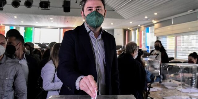 Εκλογες ΚΙΝΑΛ: Επέστρεψε το ΠΑΣΟΚ και ο πράσινος ήλιος