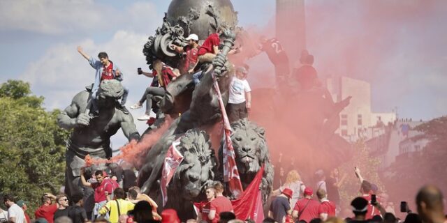 Γαλλία: Πολιτικός “πονοκέφαλος” το φιάσκο στον τελικό του Champions League στο Παρίσι