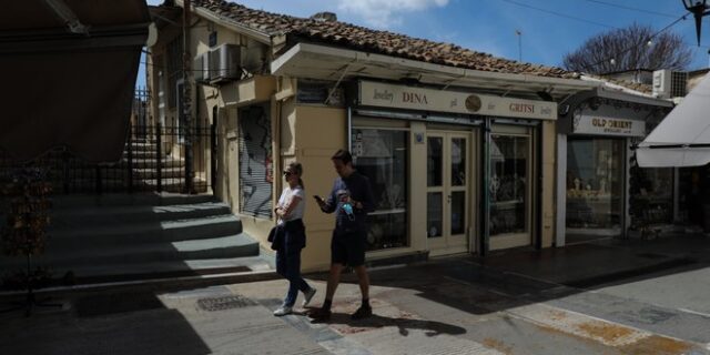 Κορονοϊός – Διασπορά: Σχεδόν τα μισά κρούσματα στην Αττική