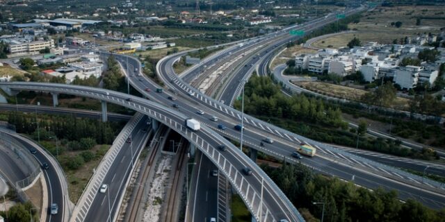 Αρχίζει ο διαγωνισμός για τη νέα παραχώρηση της Αττικής Οδού – Τα σχήματα που θα κατέβουν