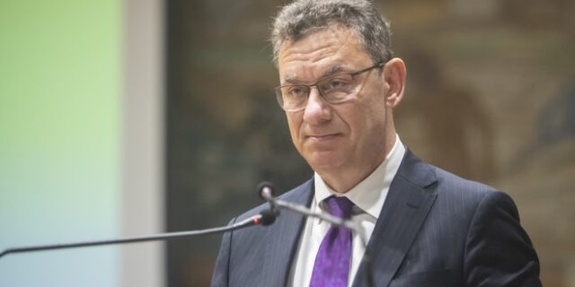Άλμπερτ Μπουρλά: “Είμαστε κοντά στο στόχο για θεραπεία του καρκίνου”