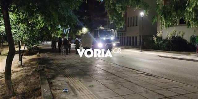 Θεσσαλονίκη: 4 συλλήψεις και 29 προσαγωγές μετά τα επεισόδια στο ΑΠΘ