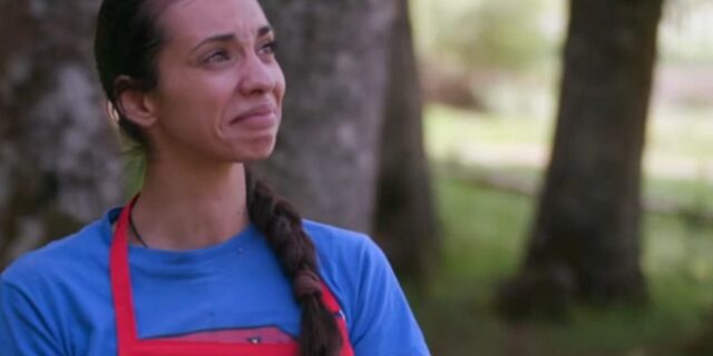 MasterChef: “Λύγισε” η Ελπίδα στην ομαδική δοκιμασία – Η ερώτηση που έφερε δάκρυα