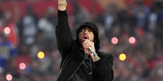 Η Dolly Parton, ο Eminem και ο Leonel Richie στο Rock and Roll Hall of Fame