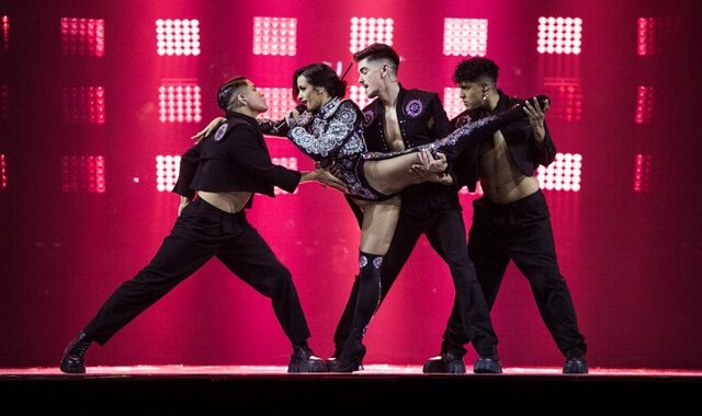Eurovision 2022: “Fuego” στη σκηνή από τη… Φουρέιρα της Ισπανίας – Η σέξι εμφάνιση της Chanel