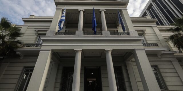 Το ΥΠΕΞ διαψεύδει την απομάκρυνση Παπαϊωάννου λόγω Predator – “Σκόπιμη διαστρέβλωση της πραγματικότητας”