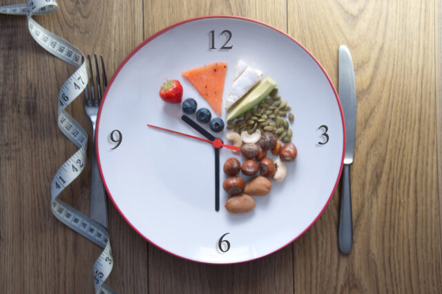 Fasting- Τι να προσέξεις στην τελευταία μόδα στις δίαιτες