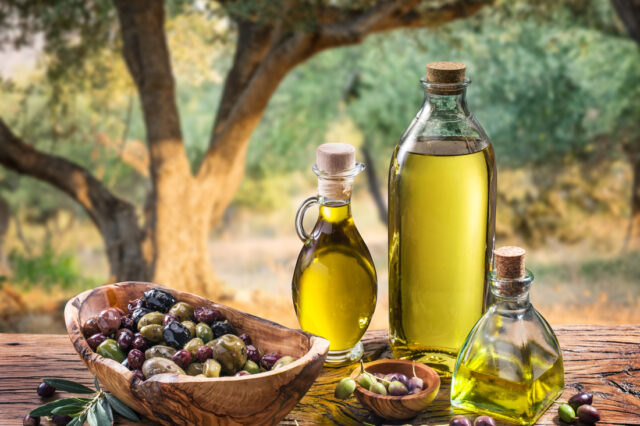 Τελικά να παίρνουμε λάδι από το χωριό;