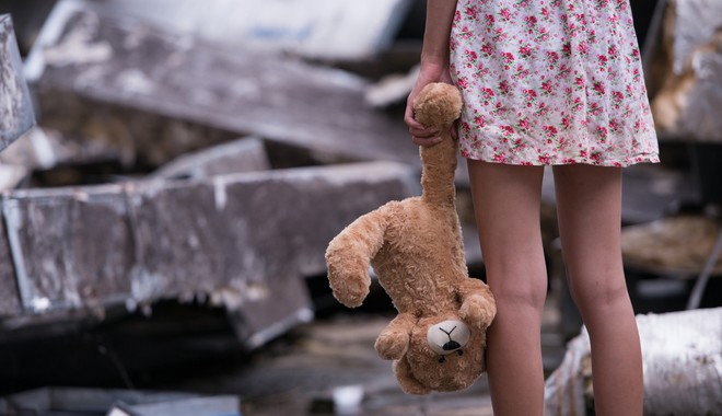Φρίκη στο Ηράκλειο: Ζευγάρι κακοποιούσε συστηματικά τέσσερα ανήλικα κορίτσια