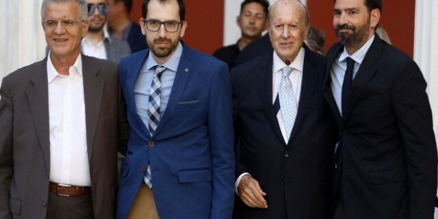 Μέγιστη τιμή για το SPORT24 και τους Παντελή Βλαχόπουλο – Κώστα Χολίδη: Βραβεύτηκαν από το Ίδρυμα Μπότση στο Ζάππειο Μέγαρο