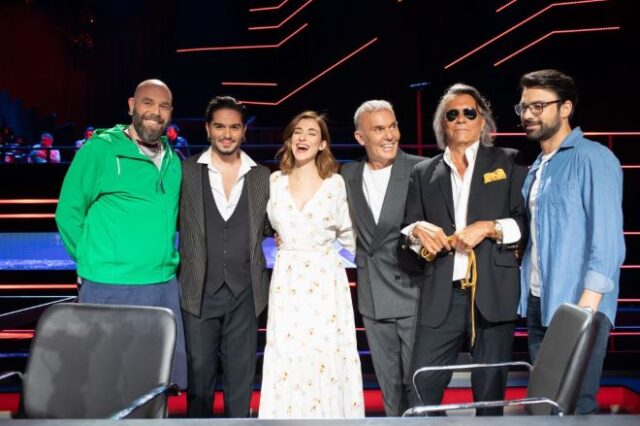 X-Factor: Ο Ηλίας Ψινάκης στην κριτική επιτροπή του πρώτου live show