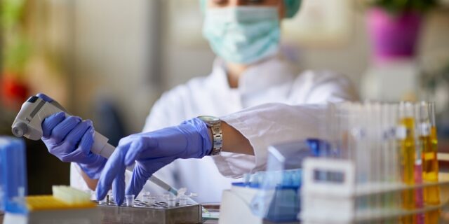 Μετάλλαξη Όμικρον: Εντοπίστηκε στην Ελλάδα το στέλεχος ΒΑ.5
