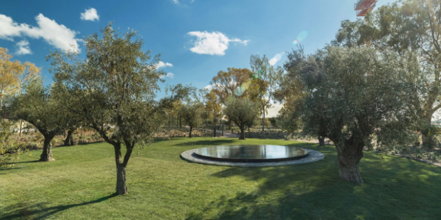 To The Ellinikon Experience Park ανοίγει πλέον καθημερινά τις πόρτες του από το πρωί στις 10:00 έως τις 23:00 το βράδυ