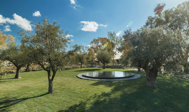To The Ellinikon Experience Park ανοίγει πλέον καθημερινά τις πόρτες του από το πρωί στις 10:00 έως τις 23:00 το βράδυ