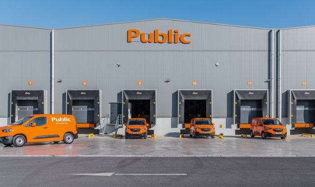 Το Public.gr λανσάρει Next Day Delivery σε 100.000 προϊόντα, σε όλη την ηπειρωτική Ελλάδα*!
