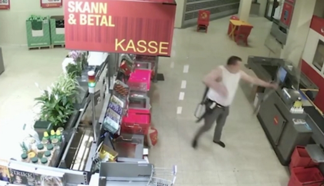 Συγκλονιστικό βίντεο από τη στιγμή της επίθεσης με τόξο σε σούπερ μάρκετ της Νορβηγίας
