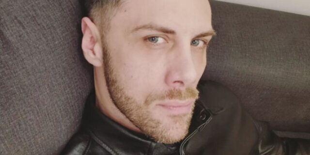 Νότης Χριστοδούλου: Ποζάρει ολόγυμνος στο Instagram και εντυπωσιάζει