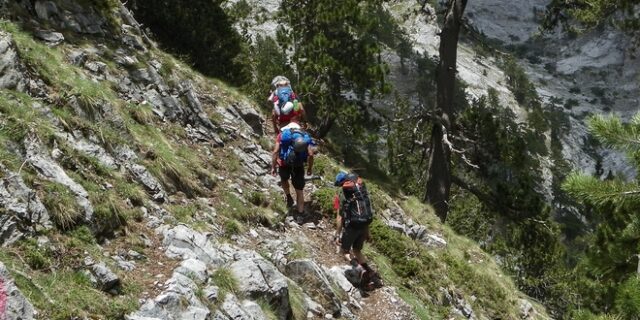 Όλυμπος: Πολύωρο θρίλερ με τον 61χρονο που έπεσε σε χαράδρα