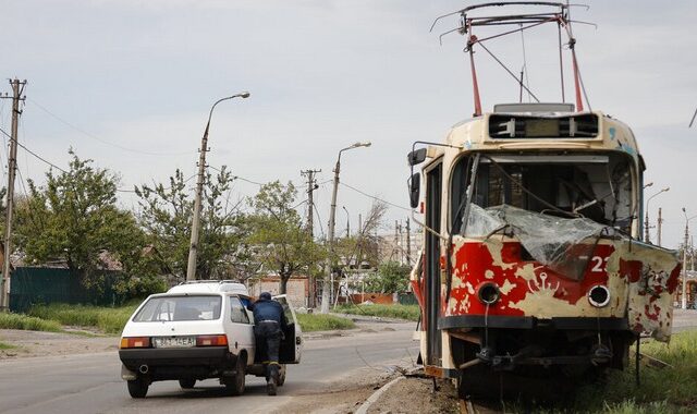 Ουκρανός οδήγησε 3.700 χλμ για να επανενωθεί με την οικογένειά του που ζει μόλις 10 λεπτά μακριά