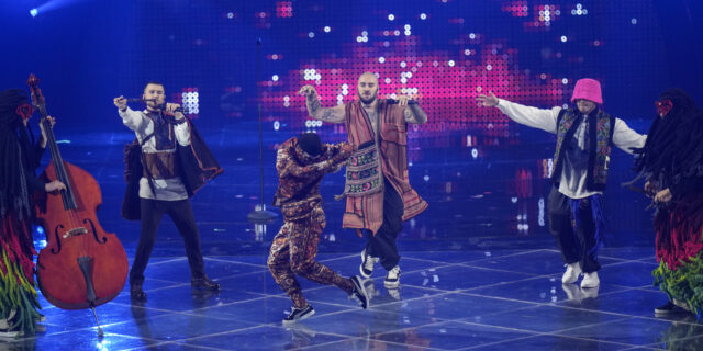 Eurovision 2022: Αποθεώθηκε η Ουκρανία με έναν “ύμνο” για τις πονεμένες μητέρες